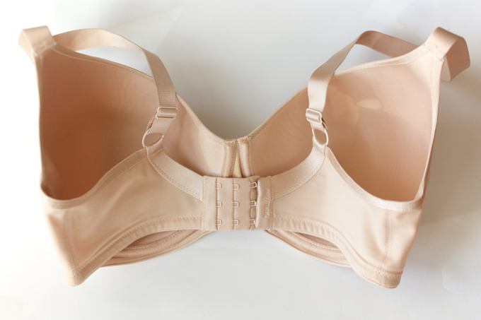 What IS the correct way to put on a bra? Women are divided over whether to  clasp from front or back